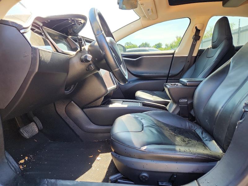 Photo 7 from auction – 2013 TESLA MODEL S with VIN 5YJSA1BG5DFP03896