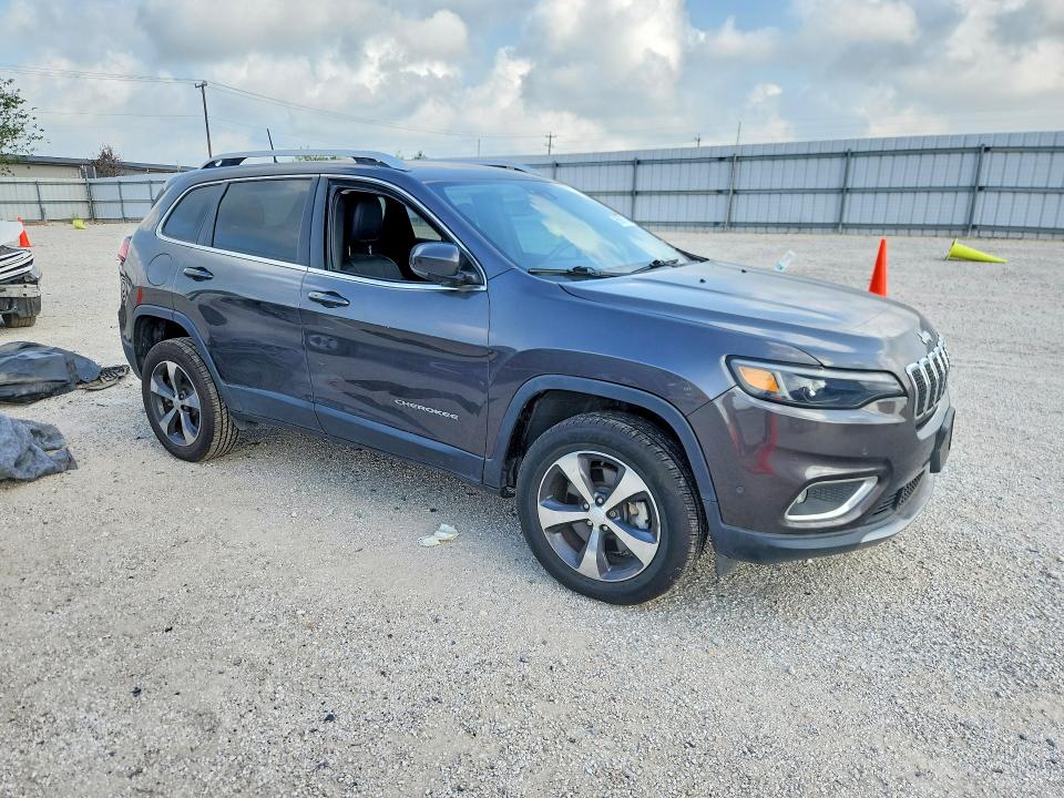 Photo 4 from auction – 2019 JEEP CHEROKEE with VIN 1C4PJMDN1KD146797
