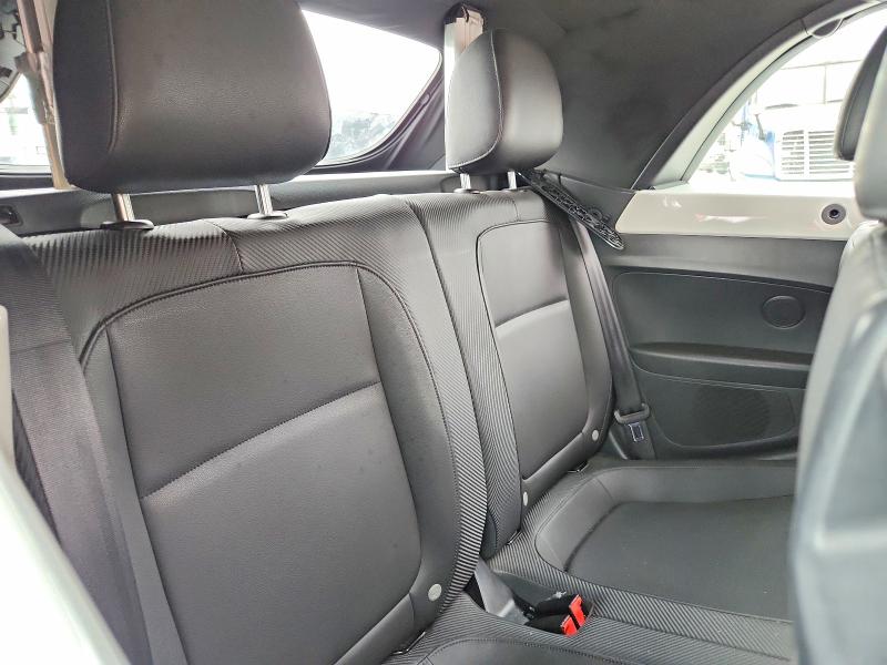 Photo 10 from auction – 2013 VOLKSWAGEN BEETLE with VIN 3VW5P7AT5DM822649