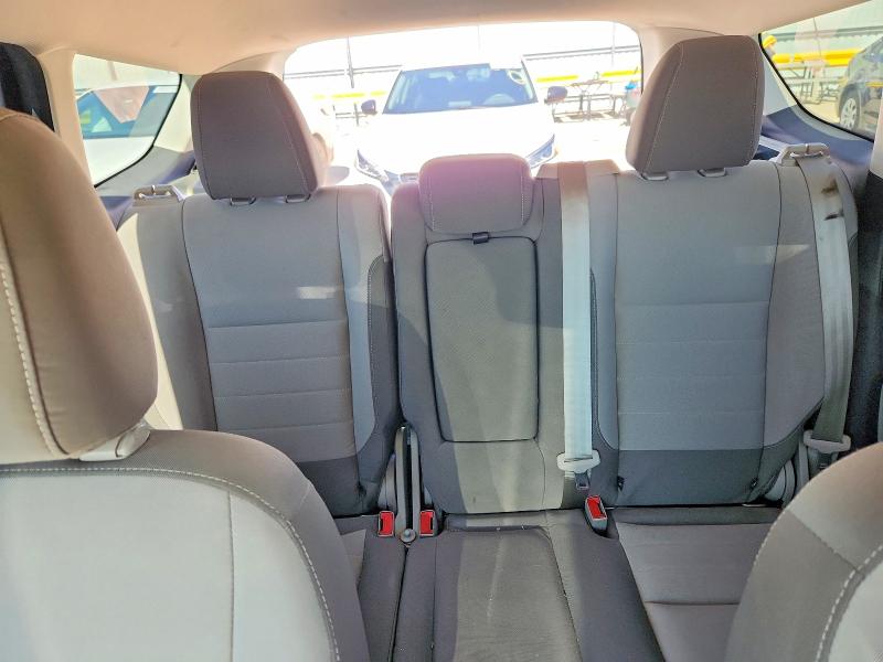 Photo 10 from auction – 2016 FORD ESCAPE with VIN 1FMCU0GXXGUA52951