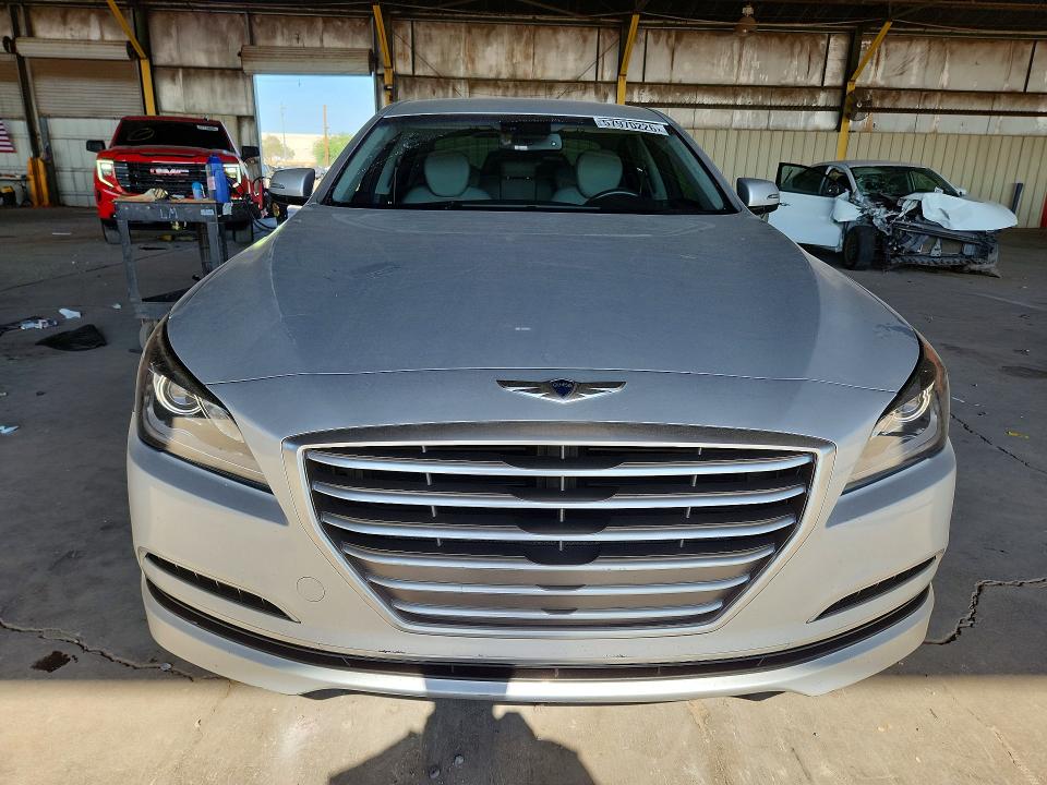 Photo 5 from auction – 2015 HYUNDAI GENESIS with VIN KMHGN4JE3FU035405