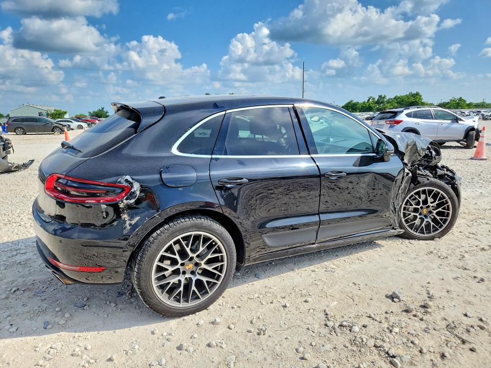 Photo 3 from auction – 2015 PORSCHE MACAN with VIN WP1AB2A55FLB42922