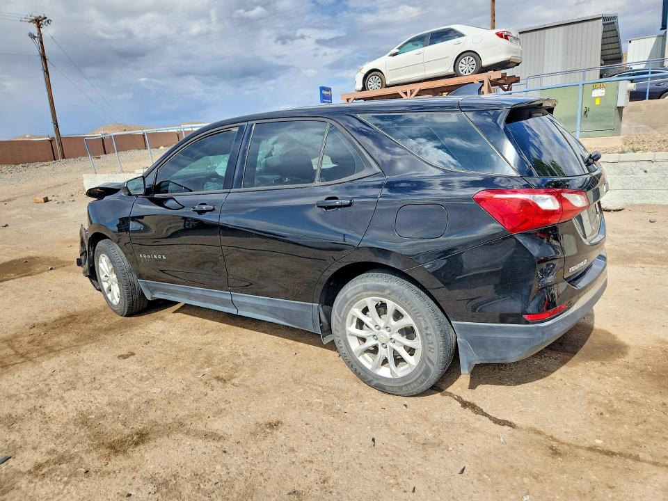 Photo 2 from auction – 2018 CHEVROLET EQUINOX with VIN 2GNAXHEVXJ6290105