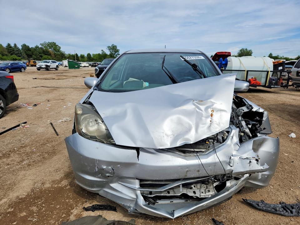 Photo 5 from auction – 2013 HONDA FIT with VIN JHMGE8H38DC019699