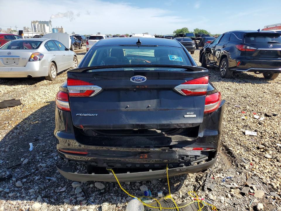 Photo 6 from auction – 2019 FORD FUSION with VIN 3FA6P0HDXKR128929