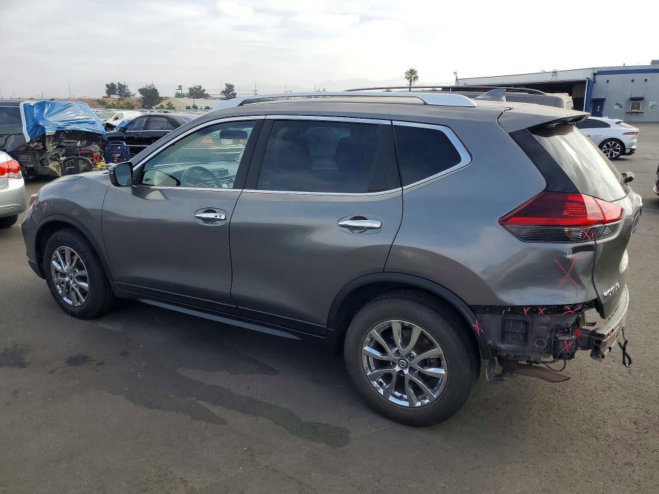 Photo 2 from auction – 2018 NISSAN ROGUE with VIN KNMAT2MT2JP588844