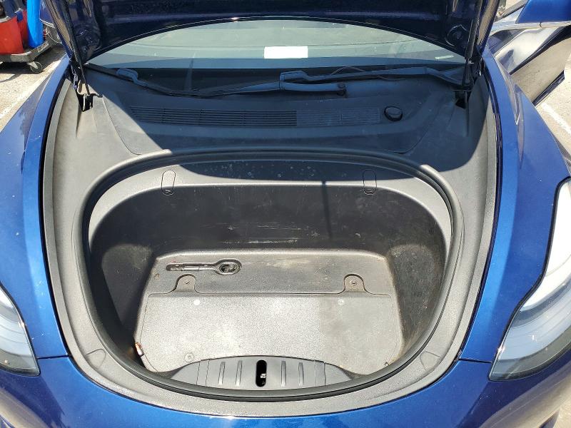 Photo 11 from auction – 2019 TESLA MODEL 3 with VIN 5YJ3E1EA9KF400732