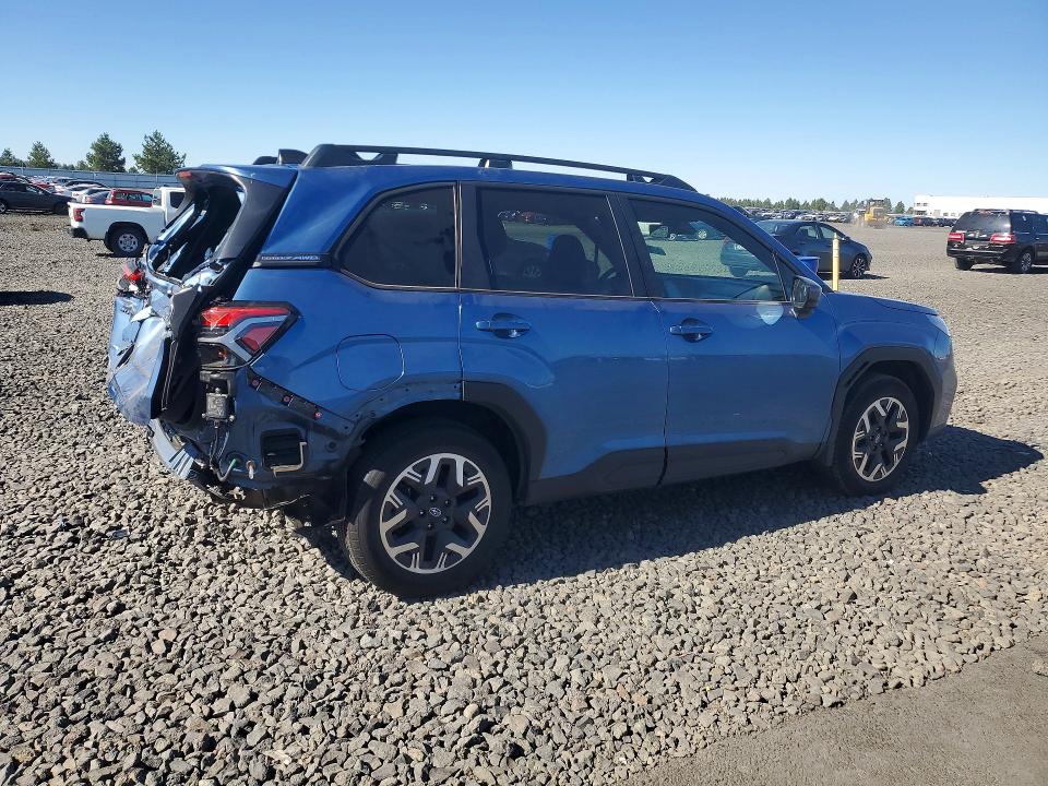 Photo 3 from auction – 2025 SUBARU FORESTER with VIN JF2SLDDC0SH502489