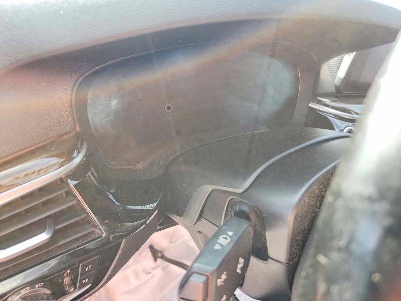 Photo 9 from auction – 2019 BMW 540 with VIN WBAJE5C50KWW16868