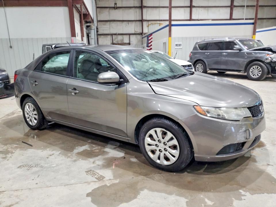 صورة رقم 4 من المزاد - 2011 KIA FORTE مع VIN KNAFU4A22B5393136