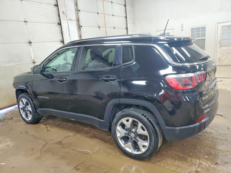 Photo 2 from auction – 2018 JEEP COMPASS with VIN 3C4NJDCB9JT434302