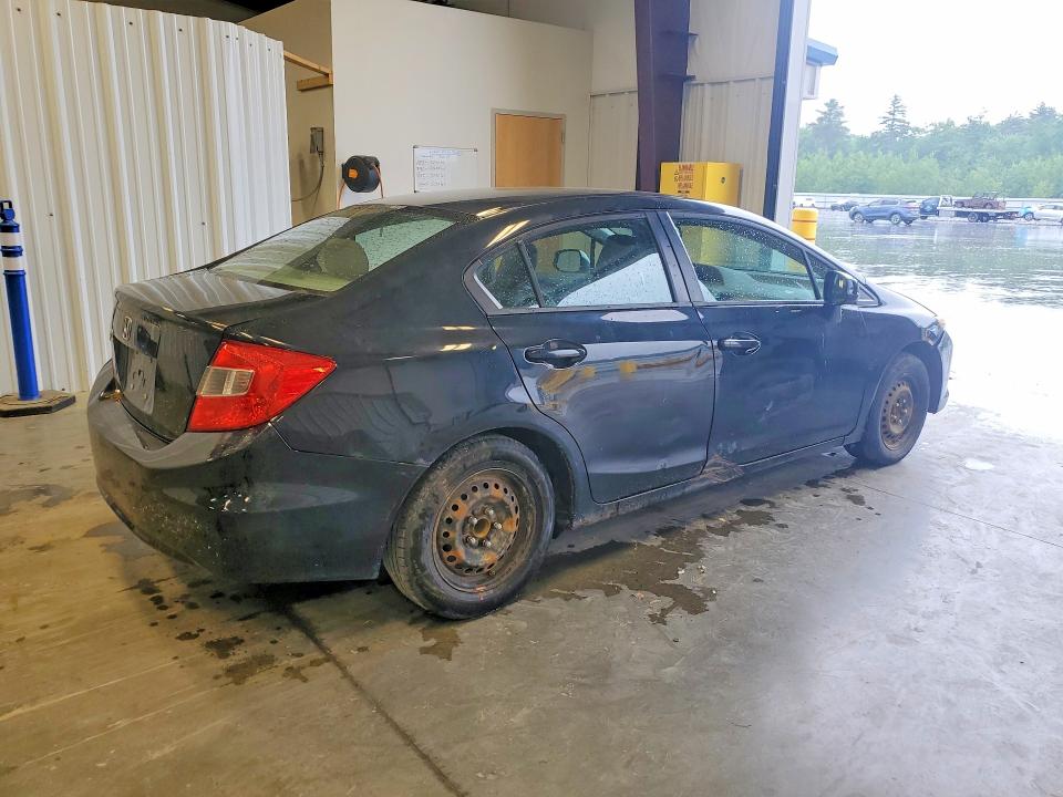Снимка 3 от търг – 2012 HONDA CIVIC с VIN 19XFB2F53CE345909