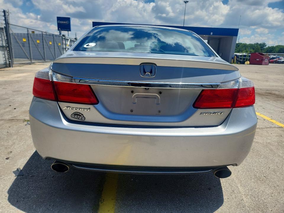 Photo 6 from auction – 2015 HONDA ACCORD with VIN 1HGCR2F5XFA089291