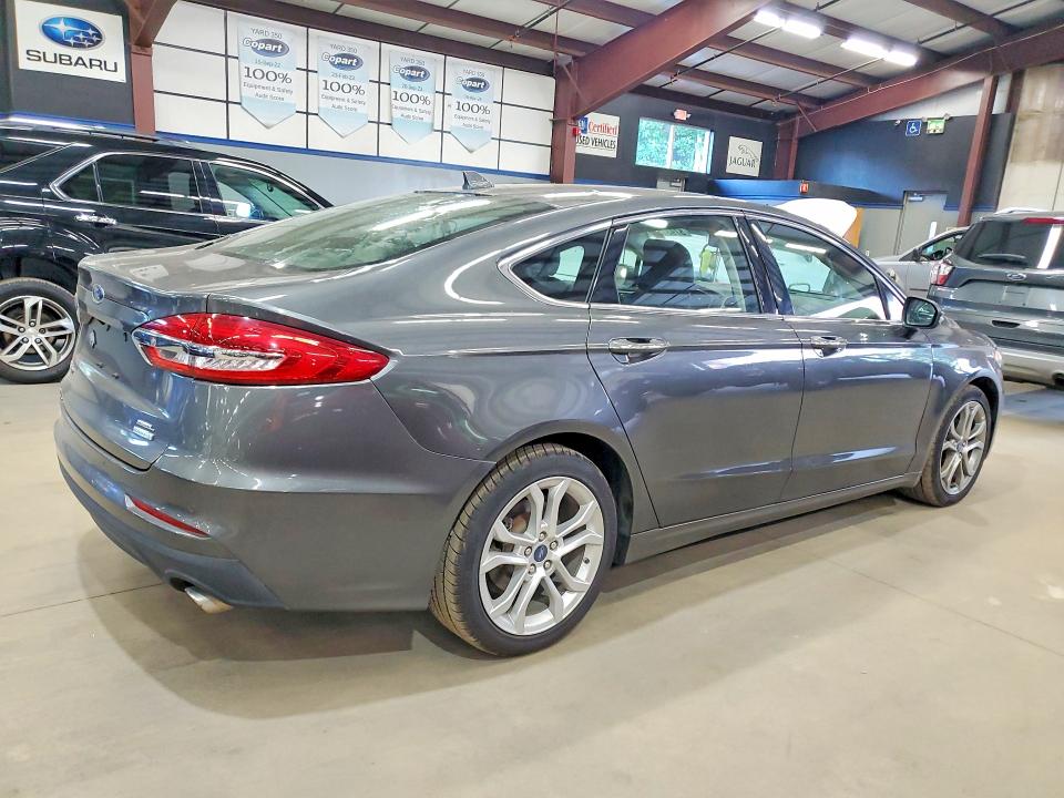 Photo 3 from auction – 2019 FORD FUSION with VIN 3FA6P0CD2KR110383