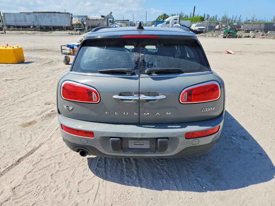 Photo 6 from auction – 2018 MINI COOPER with VIN WMWLN5C55J2E34195