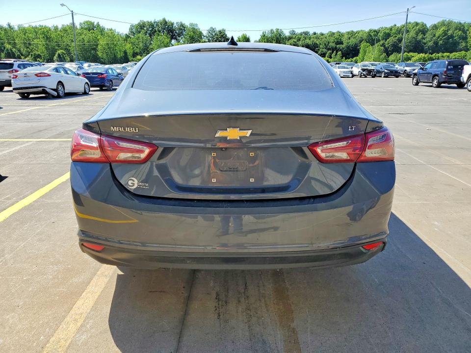 Photo 6 from auction – 2021 CHEVROLET MALIBU with VIN 1G1ZD5ST9MF017830