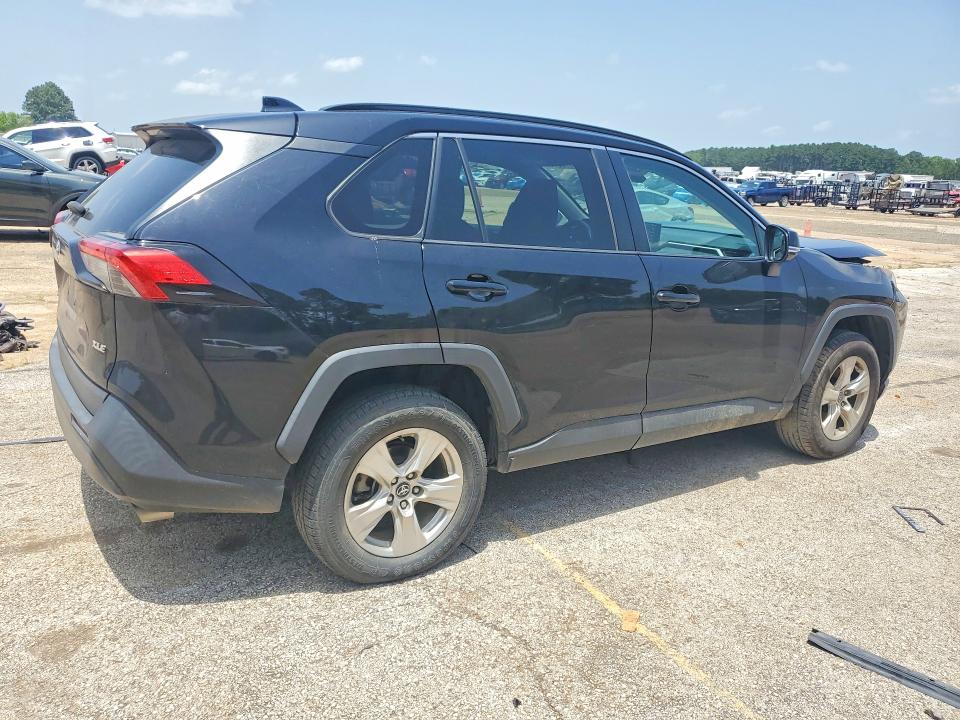 Photo 3 from auction – 2021 TOYOTA RAV4 with VIN 2T3W1RFV5MW119341