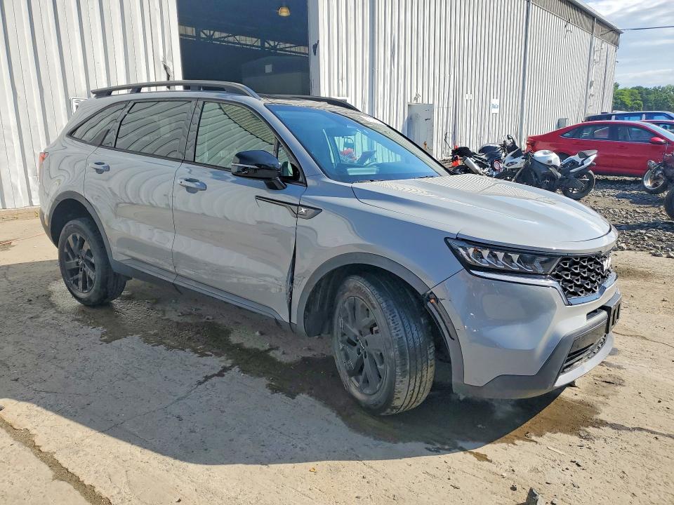 Photo 4 from auction – 2023 KIA SORENTO with VIN 5XYRLDLC4PG194743