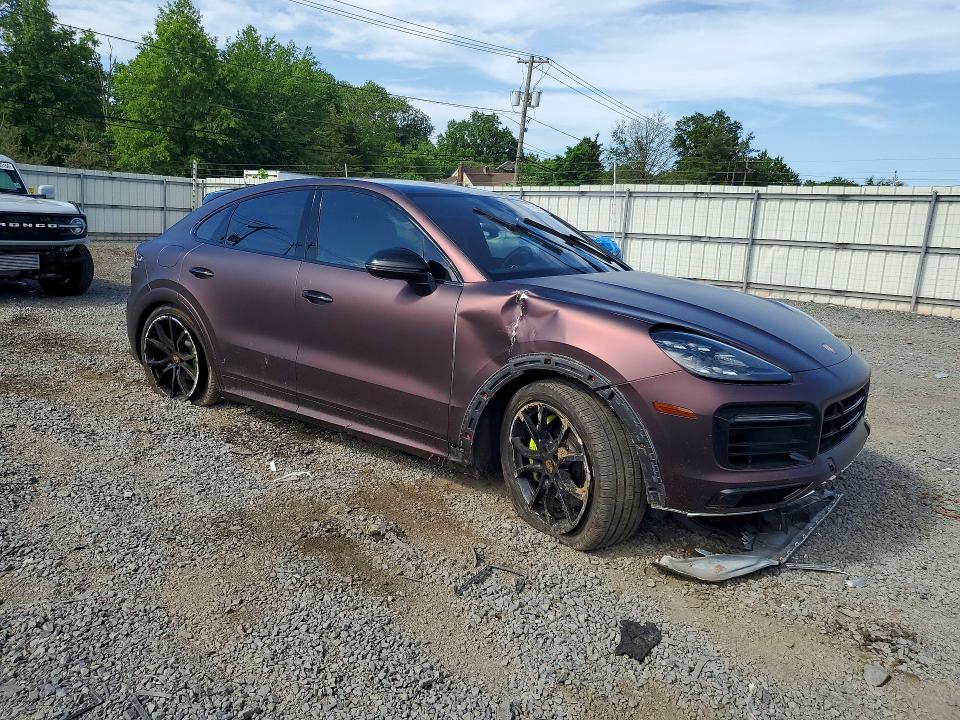 Photo 4 from auction – 2022 PORSCHE CAYENNE with VIN WP1BB2AY6NDA52587