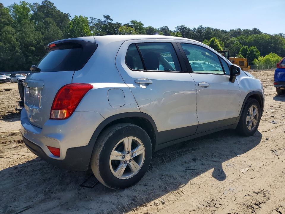 Photo 3 from auction – 2019 CHEVROLET TRAX with VIN 3GNCJKSB4KL352497