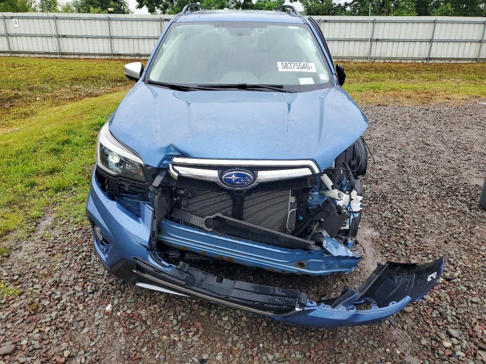 Photo 5 from auction – 2021 SUBARU FORESTER with VIN JF2SKAXC0MH557573