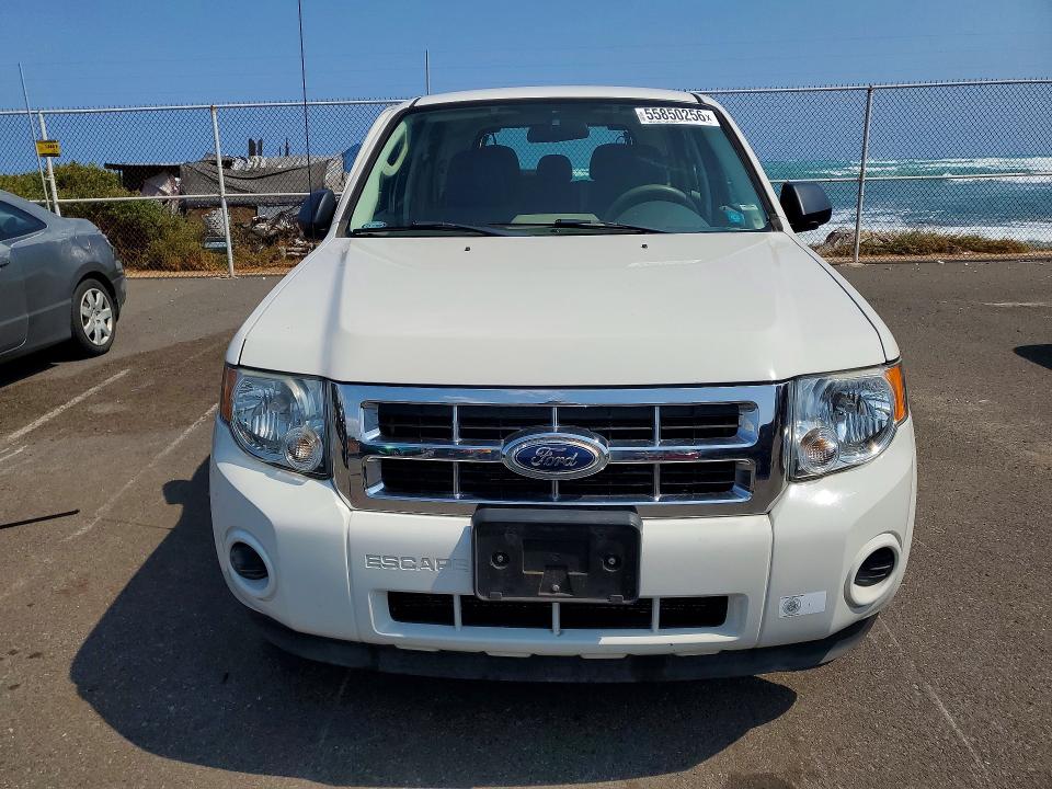 Photo 5 from auction – 2011 FORD ESCAPE with VIN 1FMCU0C70BKB14478
