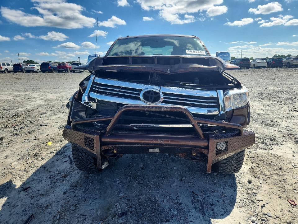 Photo 5 from auction – 2016 TOYOTA TUNDRA with VIN 5TFDW5F11GX520593