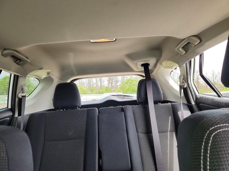 Photo 10 from auction – 2017 TOYOTA RAV4 with VIN JTMRFREV7HJ106627