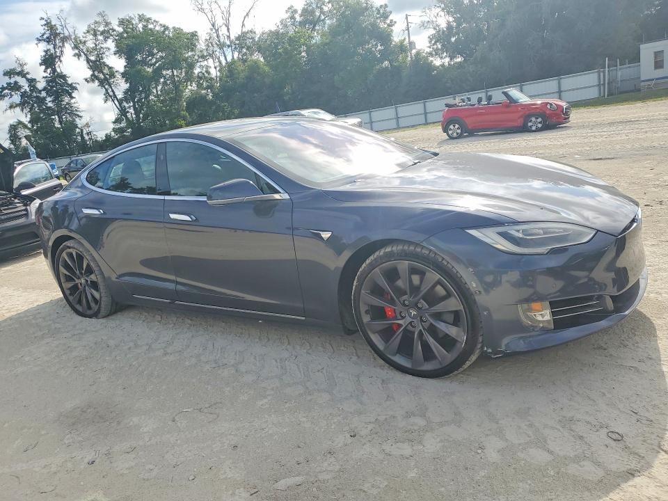 Photo 4 from auction – 2019 TESLA MODEL S with VIN 5YJSA1E43KF331263
