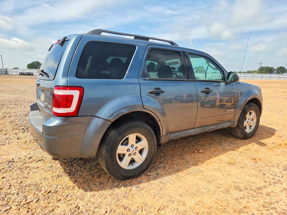 Снимка 3 от търг – 2010 FORD ESCAPE с VIN 1FMCU4K31AKB29172