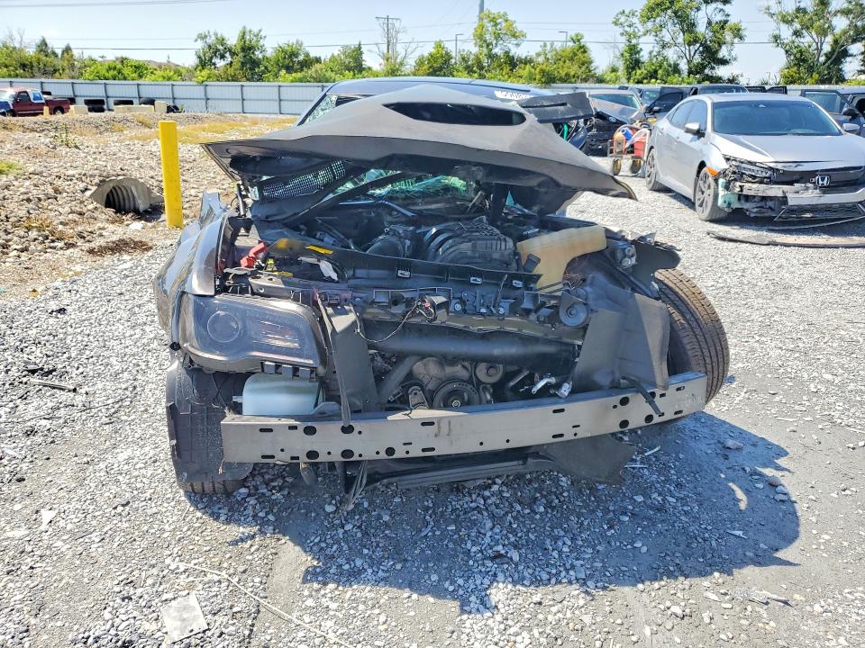 Photo 5 from auction – 2022 CHRYSLER 300 with VIN 2C3CCABGXNH228891