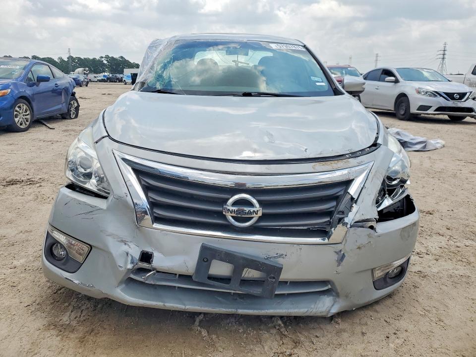 Photo 5 from auction – 2013 NISSAN ALTIMA with VIN 1N4BL3AP1DN494770