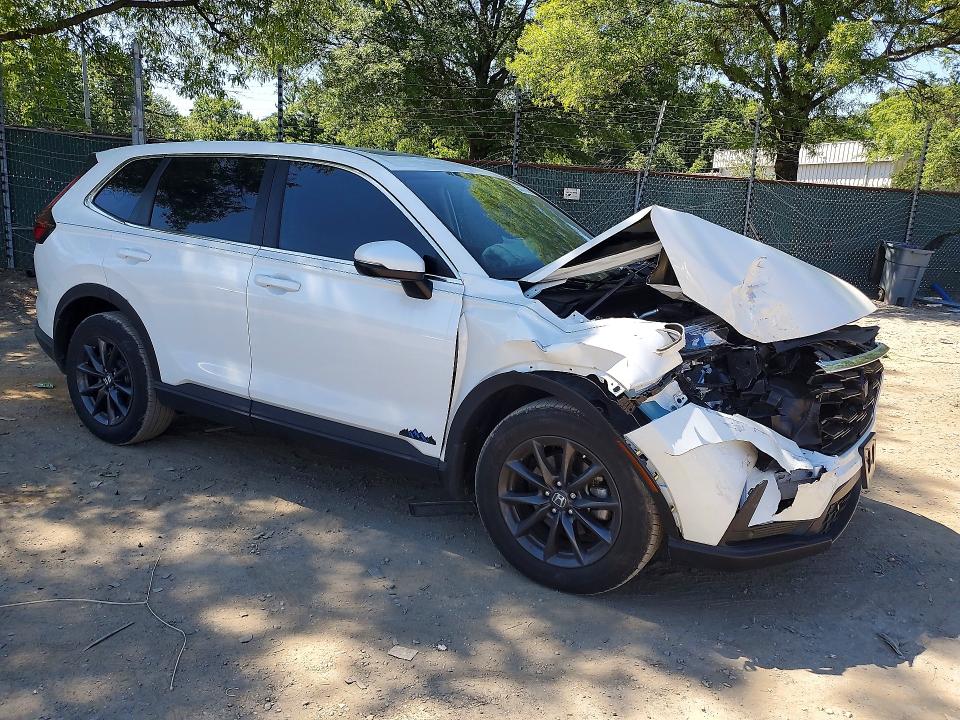 Photo 4 from auction – 2026 HONDA CR-V with VIN 2HKRS4H76TH425837