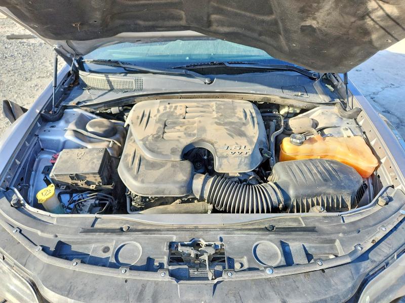 صورة رقم 11 من المزاد - 2015 CHRYSLER 300 مع VIN 2C3CCABGXFH807770