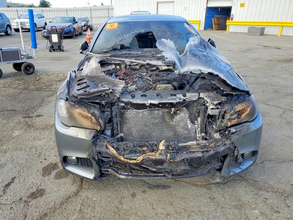 Photo 5 from auction – 2011 BMW 535 with VIN WBAFR7C57BC604613
