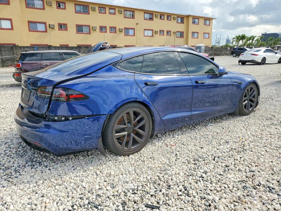Photo 3 from auction – 2023 TESLA MODEL S with VIN 5YJSA1E59PF531239