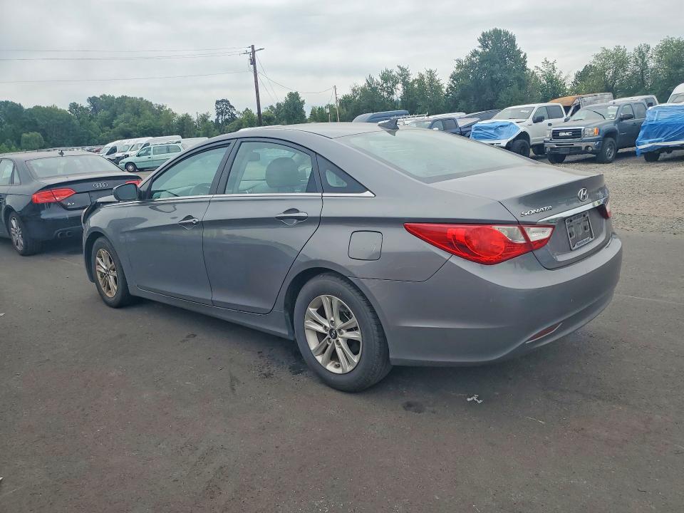 Photo 2 from auction – 2012 HYUNDAI SONATA with VIN 5NPEB4AC7CH478570