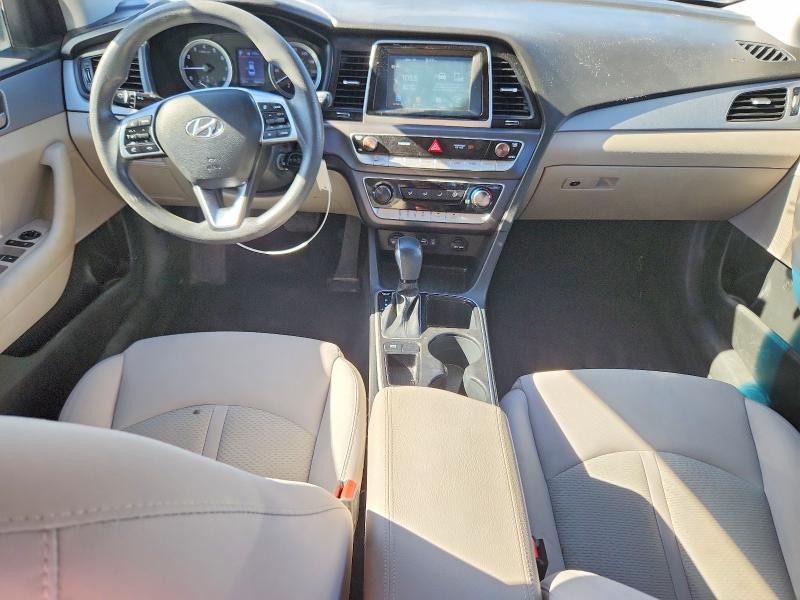 Photo 8 from auction – 2019 HYUNDAI SONATA with VIN 5NPE24AF5KH776026