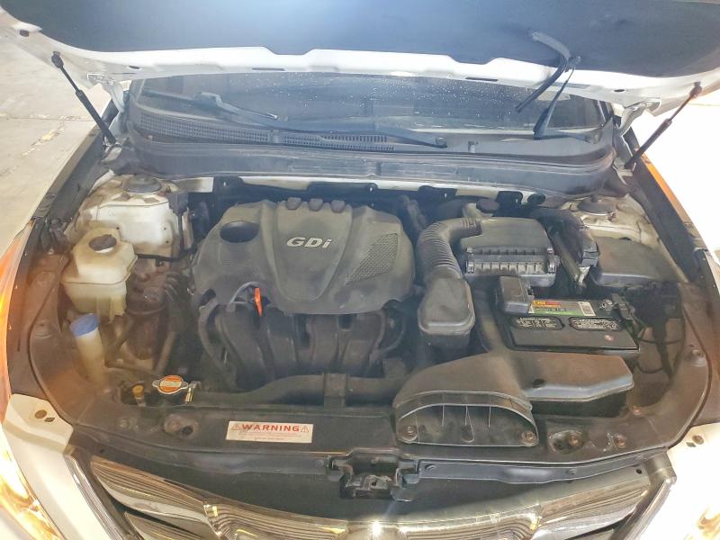 Photo 11 from auction – 2011 HYUNDAI SONATA with VIN 5NPEC4AC8BH285372