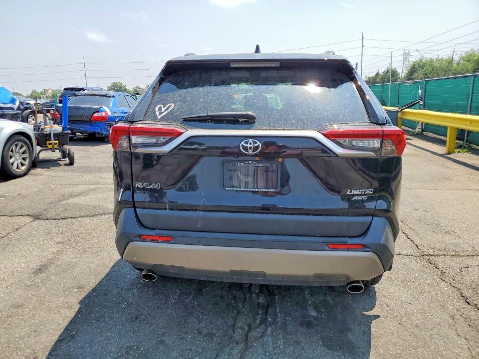 Zdjęcie 6 z aukcji – 2022 TOYOTA RAV4 z VIN JTMN1RFV2ND085403