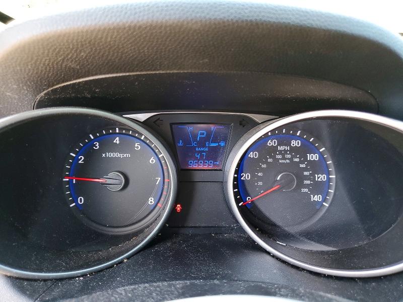 Photo 9 from auction – 2015 HYUNDAI TUCSON with VIN KM8JTCAF3FU971748