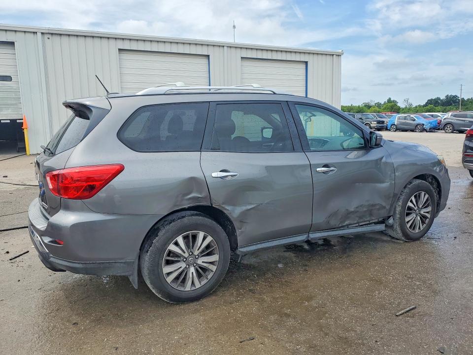 Photo 3 from auction – 2017 NISSAN PATHFINDER with VIN 5N1DR2MN3HC643344