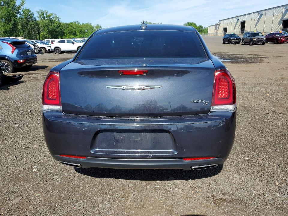 Photo 6 from auction – 2019 CHRYSLER 300 with VIN 2C3CCABGXKH559384