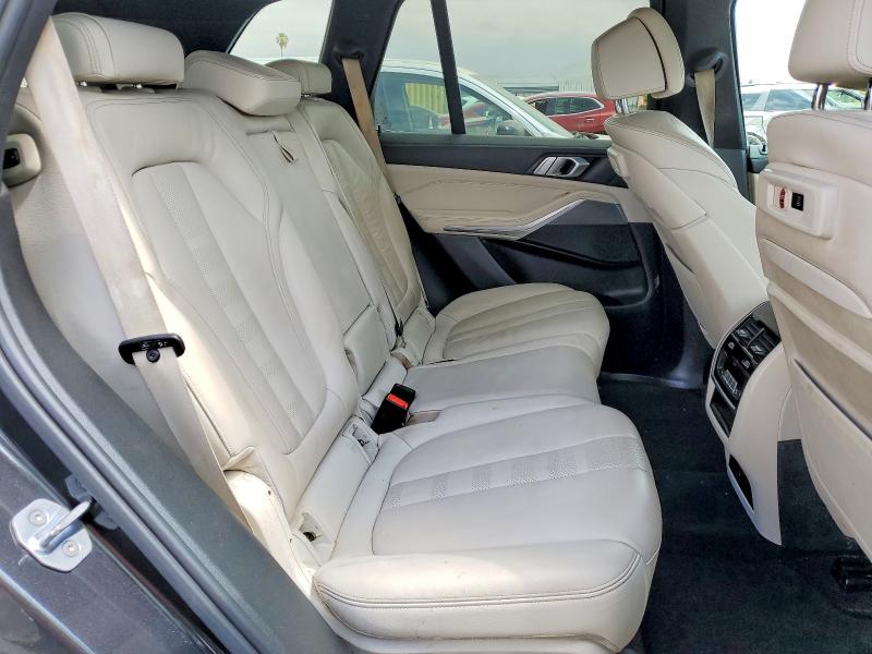 Photo 11 from auction – 2020 BMW X5 with VIN 5UXCR4C07LLW63380