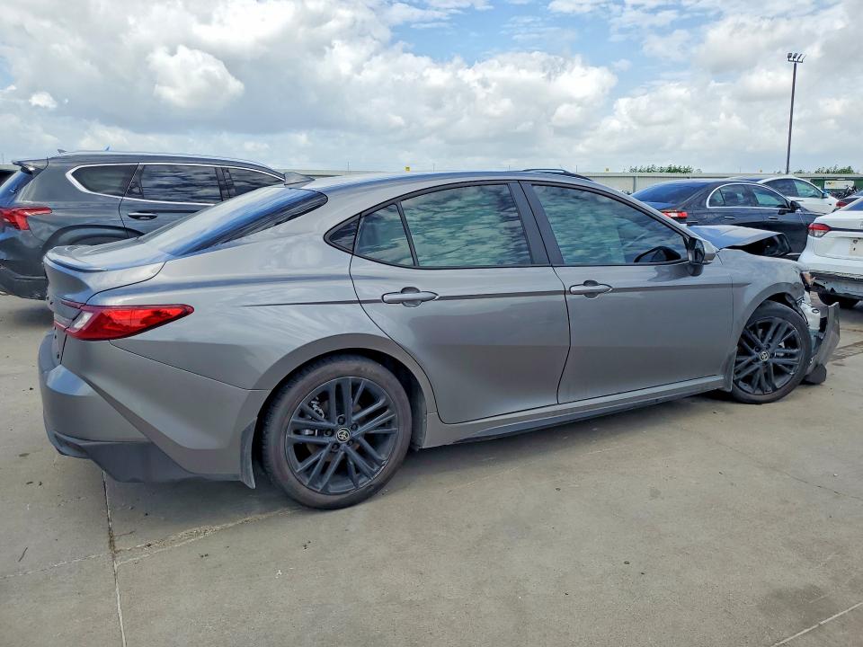 Photo 3 from auction – 2025 TOYOTA CAMRY with VIN 4T1DAACK1SU643918