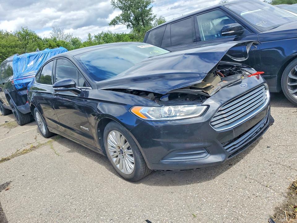Photo 4 from auction – 2014 FORD FUSION with VIN 3FA6P0LU1ER244533