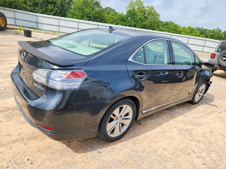 Photo 3 from auction – 2010 LEXUS HS with VIN JTHBB1BA0A2017724