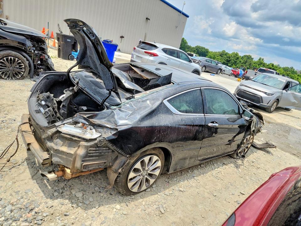 Photo 3 from auction – 2013 HONDA ACCORD with VIN 1HGCT1B87DA023029