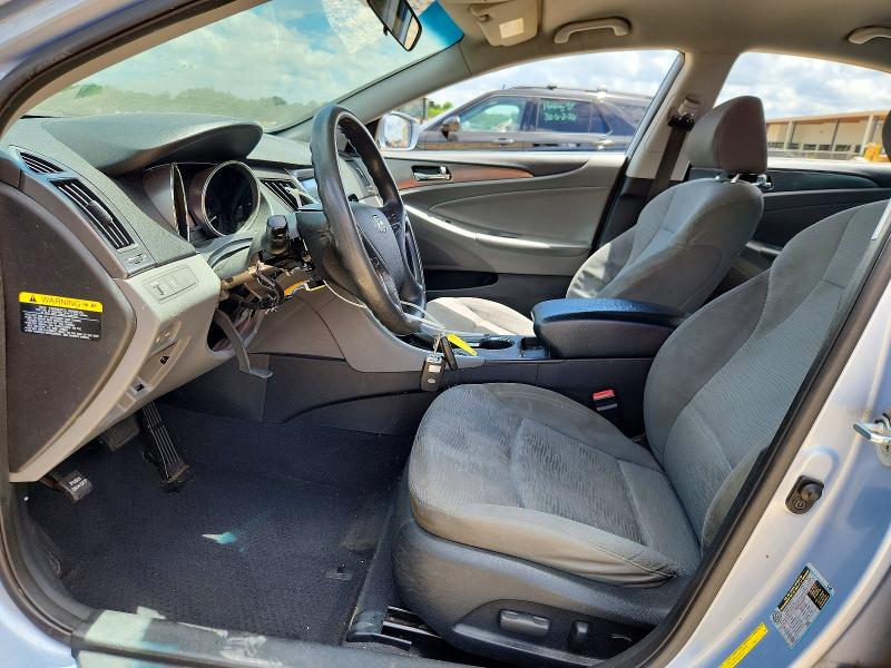 Photo 7 from auction – 2011 HYUNDAI SONATA with VIN KMHEC4A47BA012158