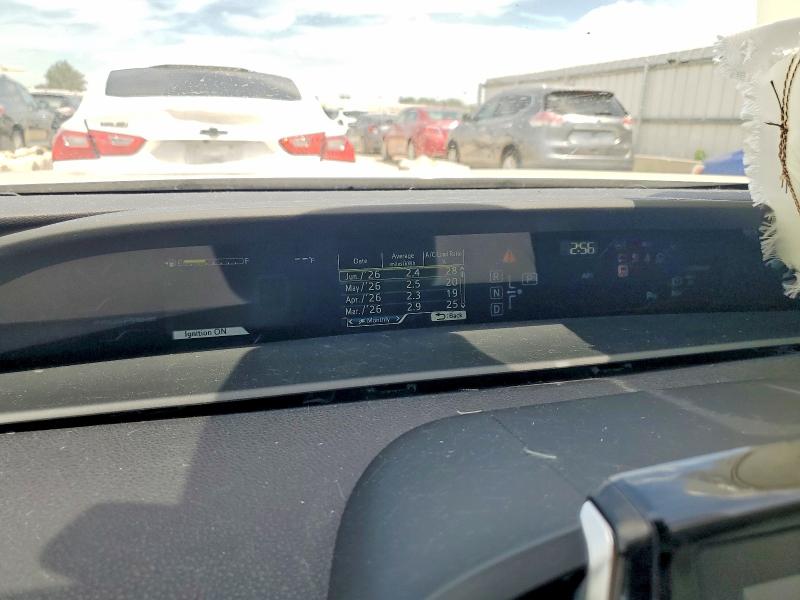 Photo 9 from auction – 2017 TOYOTA PRIUS PRIME with VIN JTDKARFPXH3028350